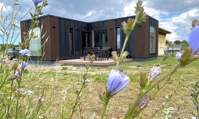 Altefaehr Casa | Where time is lost in the green and relaxation is at home?