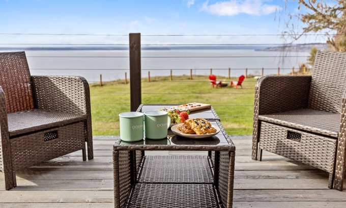 Clinton Casa | Whidbey - Nature/Deers/OceanView/Mountains/Forest/Hiking/Games/Grill/Pet/Family