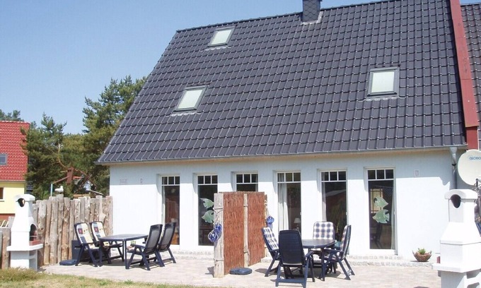 Pruchten Casa | Bañera de hidromasaje, chimenea, SKY TV, terraza y parrilla, chimenea, ducha de lluvia, ÚLTIMO MINUTO