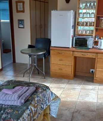 Still Bay Apartamento | Whispering Gardens