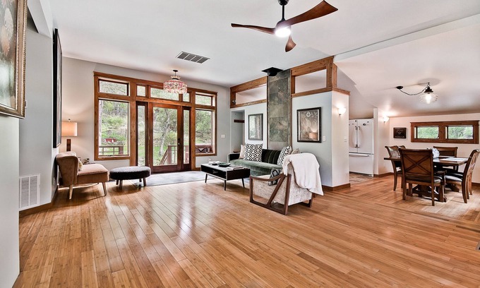 Eureka Springs Casa | Whispering Hollow in Eureka Springs