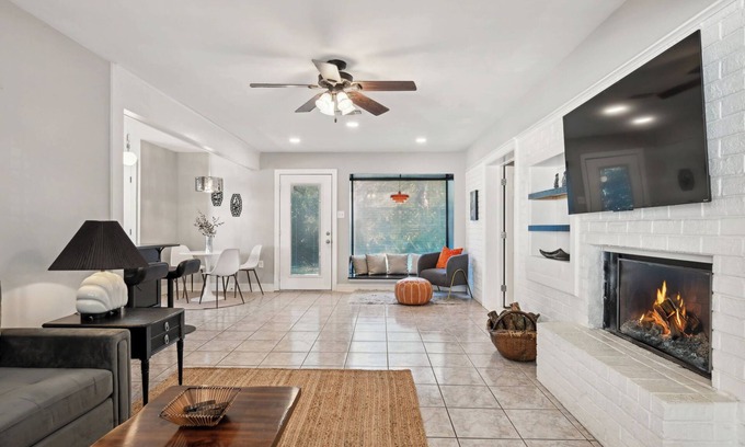 Covington Cabaña | Whispering Oaks "The Cottage"