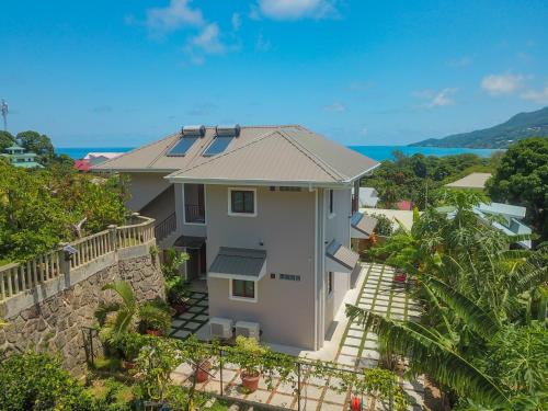 Beau Vallon Apartamento | Whispering Palms