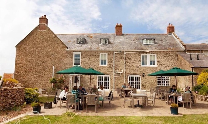 West Bexington Cabaña | Whispering Pines Cottage