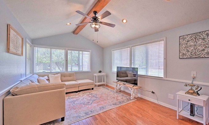 Whispering Pines Cabaña | Whispering Pines Home: Fire Pit, Near Scenic Hikes