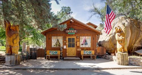 Kernville Cabina | Whispering Pines Lodge