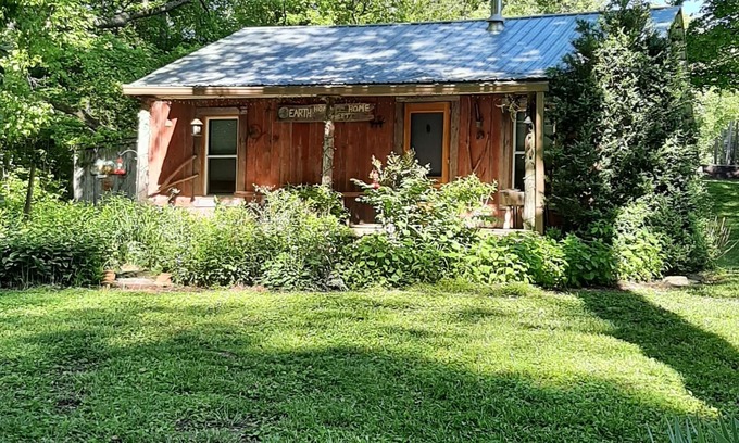 Fairview Cabina | Whispering Waters Cabin on The Creek