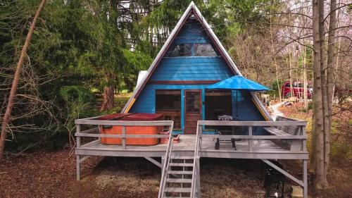Rockbridge Casa | Whispering Waters, Hocking Hills, Hot Tub, Pond