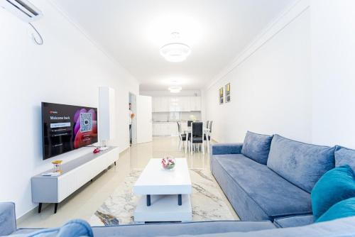 Kamez Apartamento | White Apartment