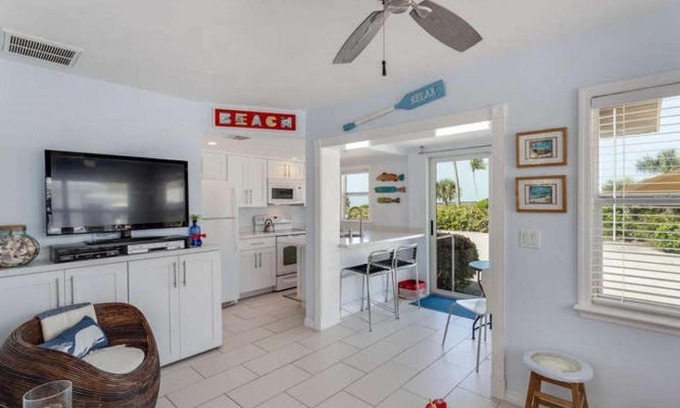 Sanibel Casa | White Caps #7