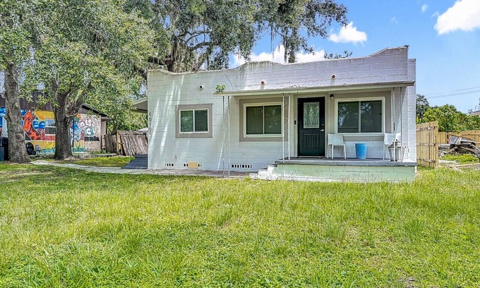 Temple Crest Casa | White Castle | 2 mi from Busch Gardens & Adventure Island