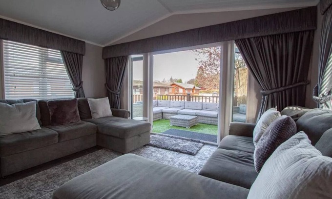 Troutbeck Bridge Cabina | White Cross Bay Holiday Park, Troutbeck bridge. A591