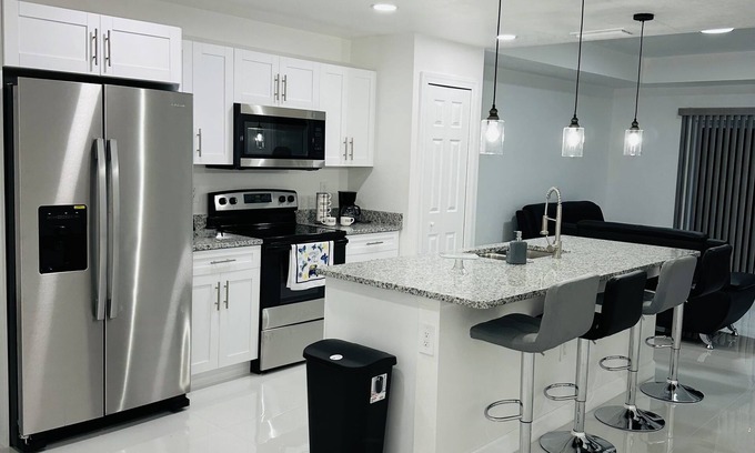 Westminister Casa | White house 1