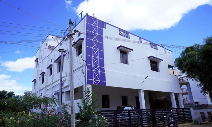Coimbatore Apartamento | WHITE HOUSE - 3BHK Elite Apartment