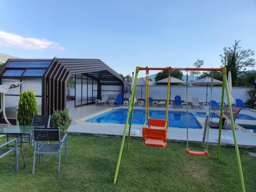 Ognyanovo Casa | White House