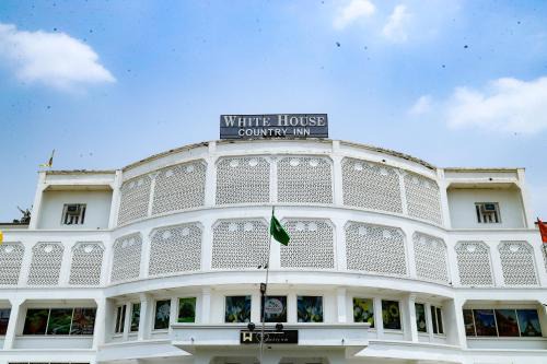 Jhajjar Casa | White House Country Inn By PEARL Luxury Hotel In Jhajjar