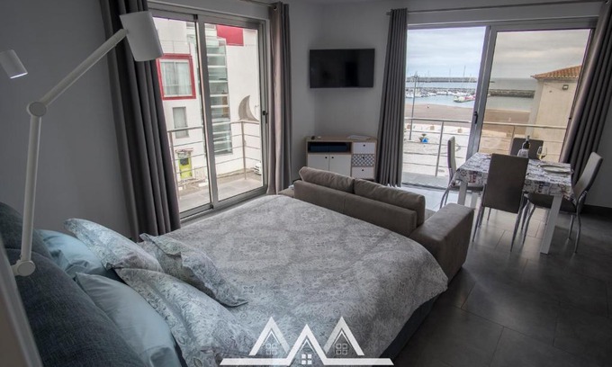Praia da Vitoria Apartamento | White House I
