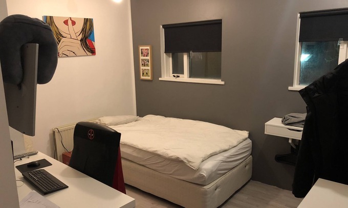 Hafnarfjordur Casa | Casa blanca en Hafnafjörður