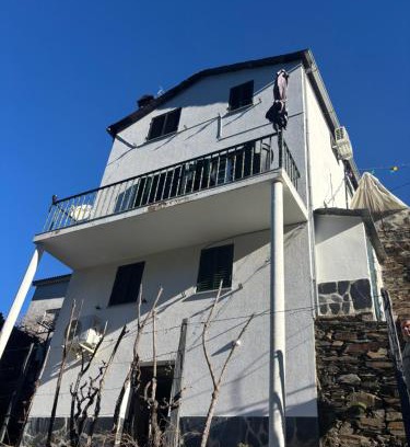 Chas de Egua Casa | White House