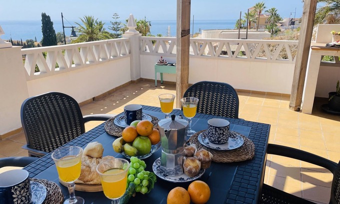 Torrox Costa Chalet De Esquí | Casa Blanca con vistas al mar By At Home Costa del Sol