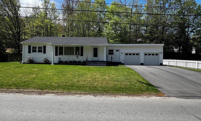 Berlin Casa | White Mountains!! Home w/ direct ATV access, nearby hiking/snowmobile trails.