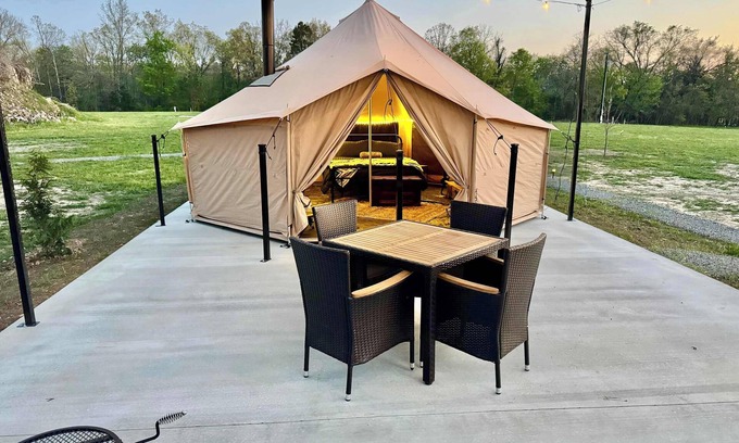 Tahlequah Casa | White Oak- Glamping @ The River Bluff Cabins