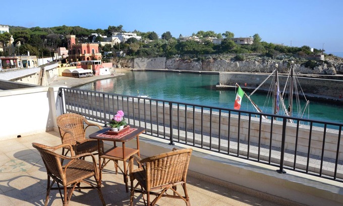 Porto Tricase Casa | White on the Sea