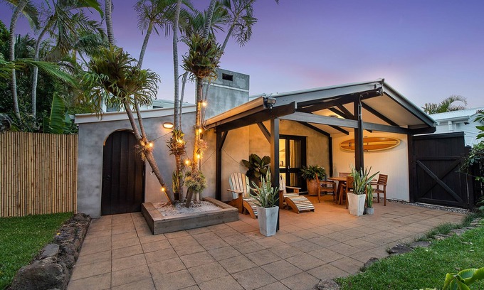 Suffolk Park Apartamento | White Palms Surf Shack, 80m from the beach! Air-conditioned