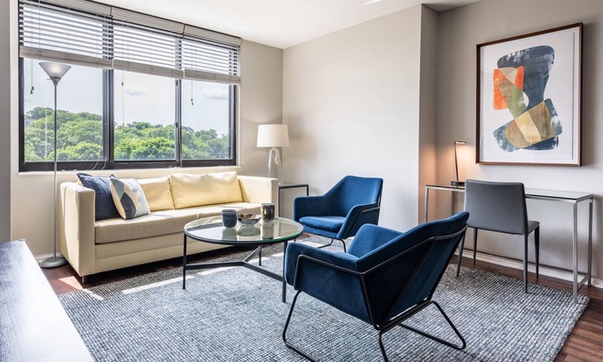 White Plains Apartamento | White Plains Two Bed with Luxury Amenities