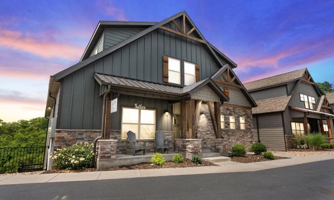 Table Rock Casa | White Tail Summit- Sleeps 16 home