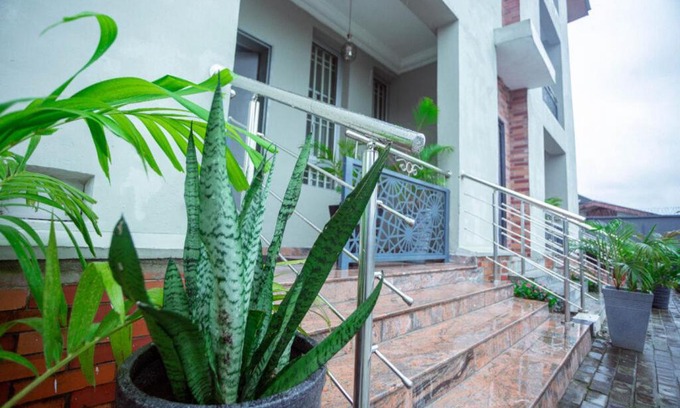 Biogbolo Apartamento | Whitehall Residences