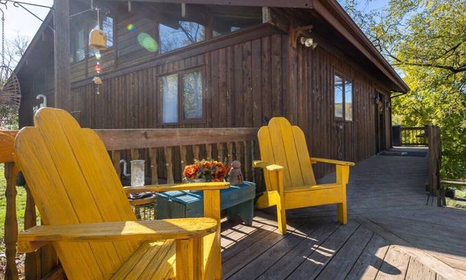 Elizabeth Casa | Whitetail Country Trails