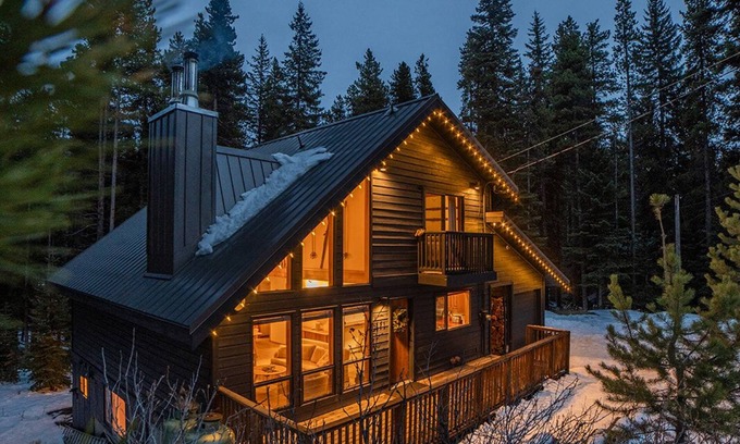 Okanagan-Similkameen Chalet De Esquí | Whitetail Lodge! Recientemente renovado 4 camas, esquí en @ Apex Mountain con sauna. ⛷🎿