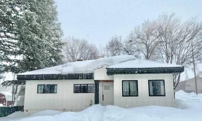 Lava Hot Springs Casa | Whitewater Cottage- IN TOWN, walk to everything!