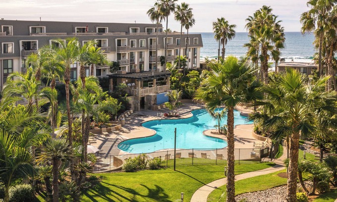 Townsite Condominio | Whitewater Vista