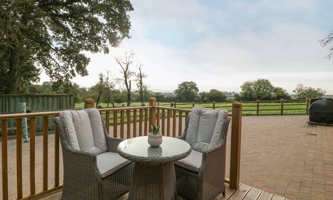 Blaisdon Cabaña | Whitlow Lodge Annex