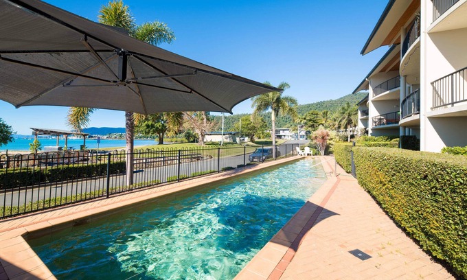 Cannonvale Apartamento | Whitsunday Beachfront Apartment on Coral Esplanade