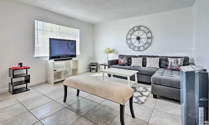 Whittier Casa | Whittier Home: Shared Courtyard, Near Hiking!