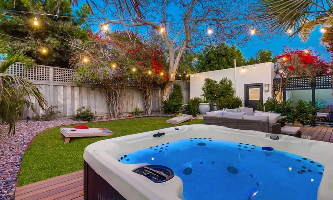 Middletown Casa | ♦ WHOA!, NEW SEAVIEW OASIS HAS IT ALL - VIEWS ♦ SPA ♦ GAMEROOM ♦