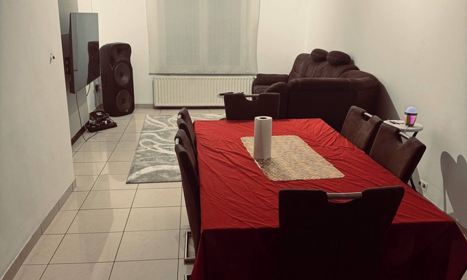 Outremeuse Casa | WHOLE BUILDING