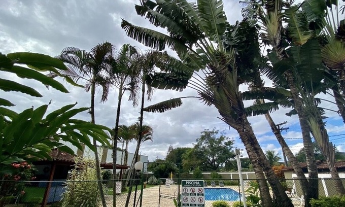 Mangueira Casa | Whole house in a gated community with swimming pool in Paraty!