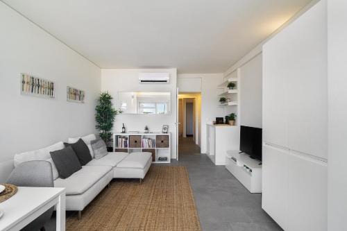 Carcavelos Apartamento | WHome Study & Surf Carcavelos 1-BED by Beach & Nova SBE