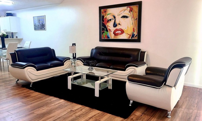 Callaway Casa | Why Hotel when you can HOME?
