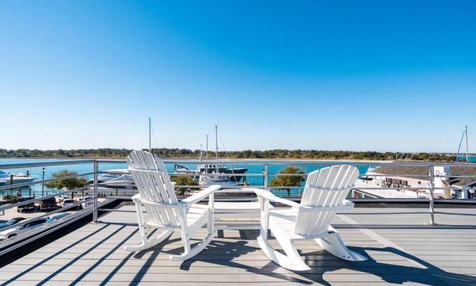 Morehead City Casa | Why Knot Getaway.Rooftop with WaterView! Unit D