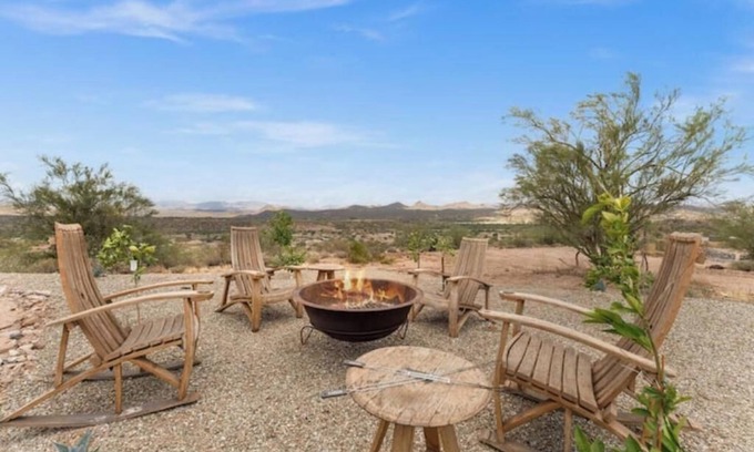 Wickenburg Casa | Wickenburg Views Casita with horse facilities!