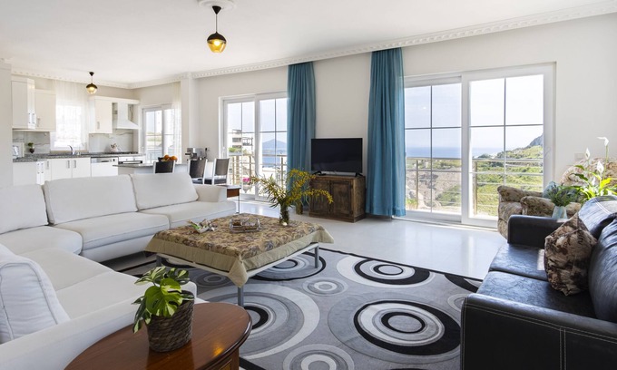 Ortakent Otro | Wide view rooms w/walking distance to the fameous Camel Beach