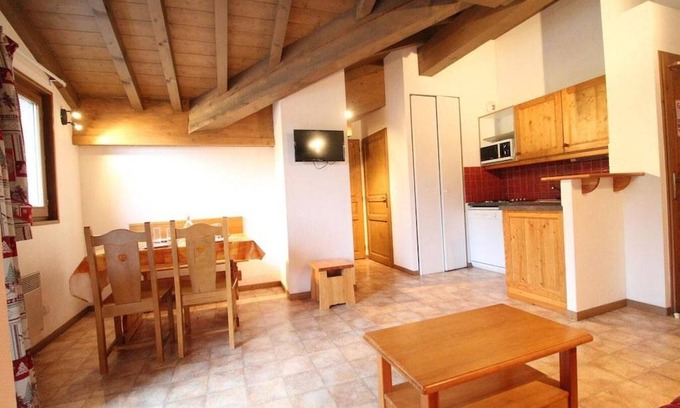 Val Cenis Apartamento | Wifi, 10m from ski slopes, 4th floor, balcony, parking, tv, ski locker, 33m², Val Cenis