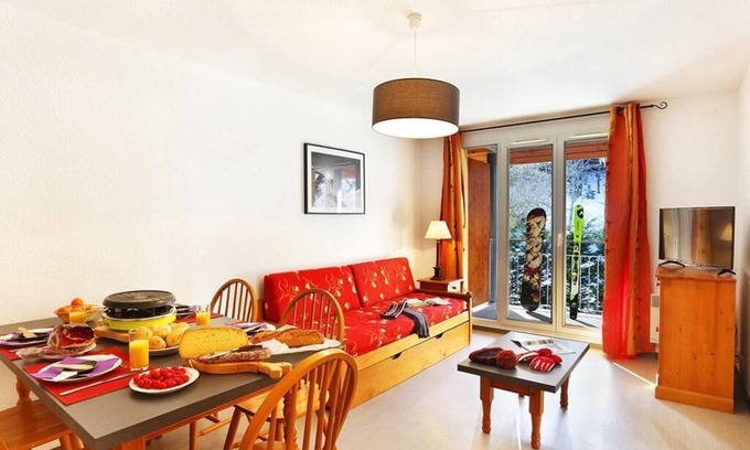 Ax-les-Thermes Apartamento | Wifi, 50m del centro estación, fitness, piscina, sauna, parking, local para esquís, 28m²