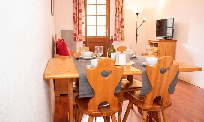 Vignec Apartamento | Wifi, Planta baja, piscina, terraza, tv, local para esquís, 47m², Saint Lary Soulan