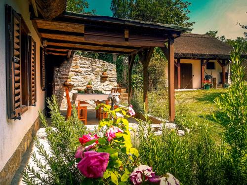 Badacsonytomaj Casa | Wild Boar Cottage - Romantic getaway